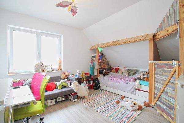 freundliches Kinderzimmer 