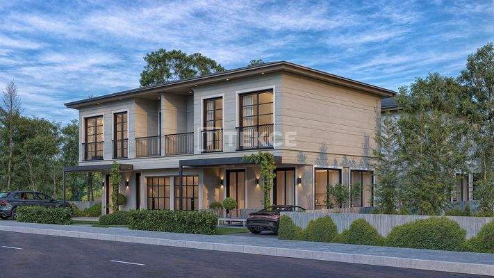 Spacious 5-Bedroom Villas with Pool and Garden in Samanlı