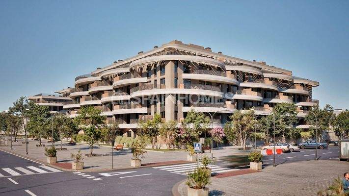 Spacious Apartments in a Complex with Pool and Garden in Málaga