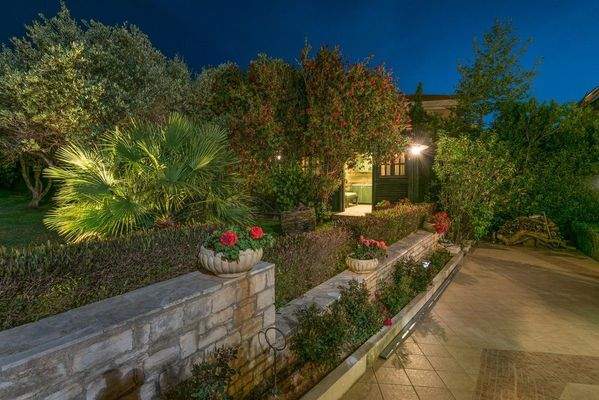 Villa-for-sale-in-Rousospiti-Houses-for-sale-in-Ro