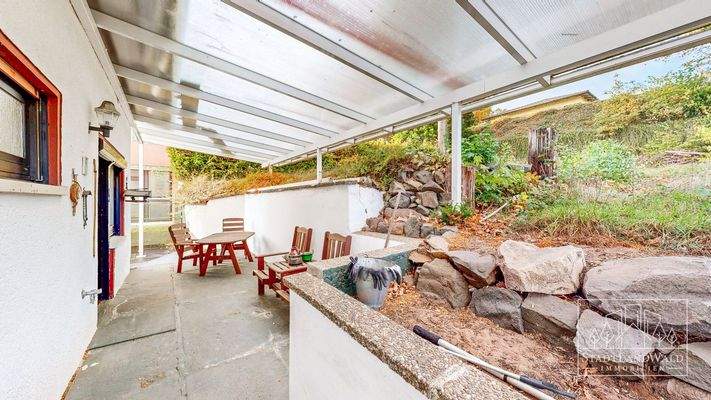 OG - Überdachte Terrasse