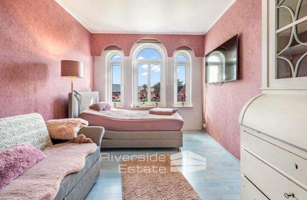 Schlafzimmer 2 Wohnung 1 OG