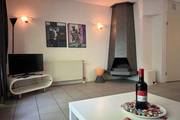 Wohn- und Esszimmer mit Kaminofen