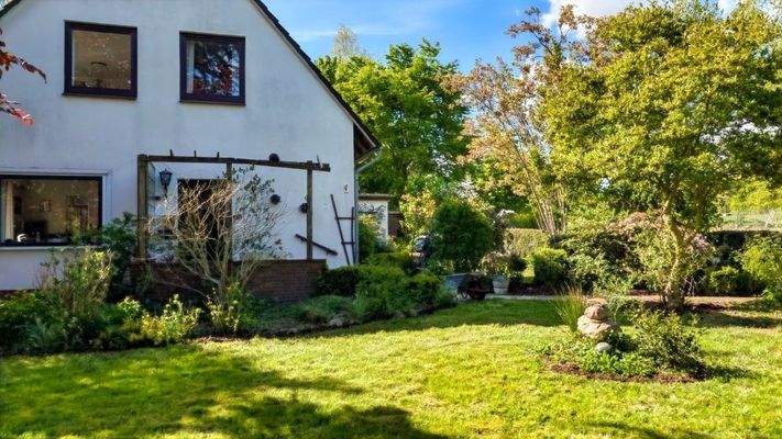 Rund ums Haus im Sommer