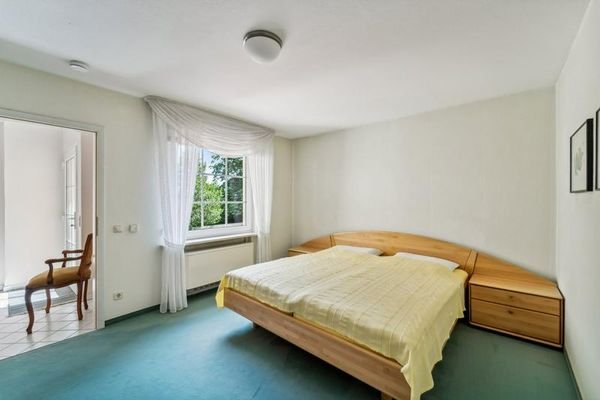 Schlafzimmer EG