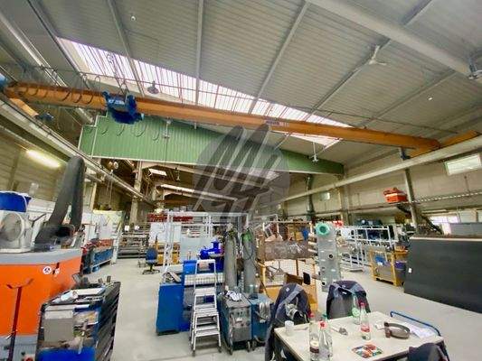 INFOS UNTER: 06171-586000