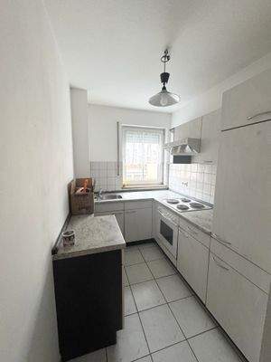 Küche samt E-Geräten