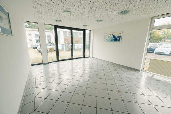 Kundenauslieferungshalle II