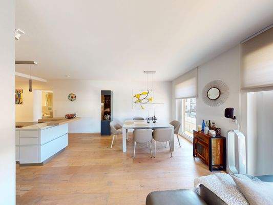 Blick vom Wohnbereich zum Essplatz