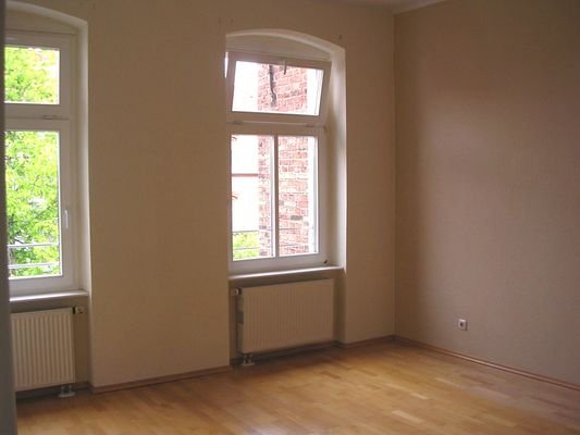 Schlafzimmer_Hofseite.JPG
