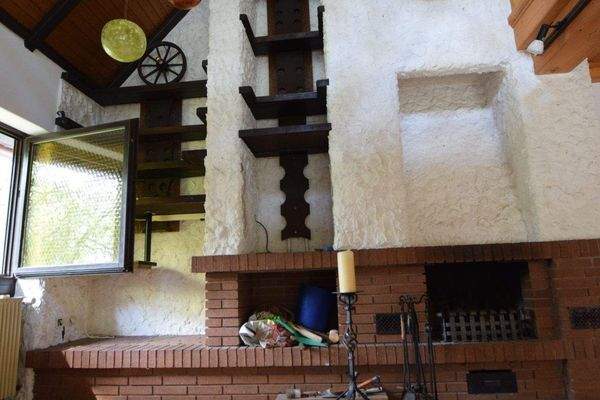 Wohnbereich im EG mit offenem Kamin
