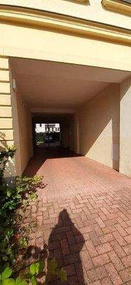 gesicherte Toreinfahrt