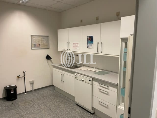 Gebäude 158 (9) Küchenzeile