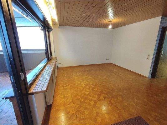 Wohnzimmer mit Terrassenblick