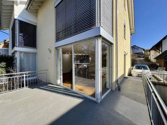 Großer Sonnenbalkon