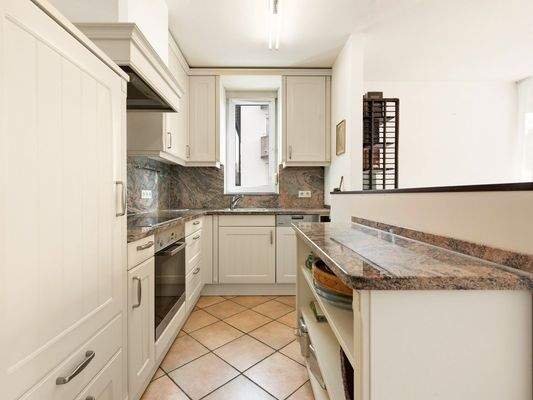 Hochwertige Einbauküche