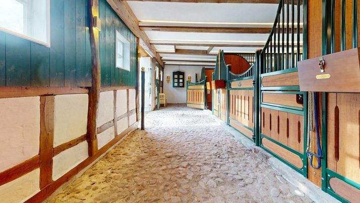 Röwer & Rüb - Pferdeboxen