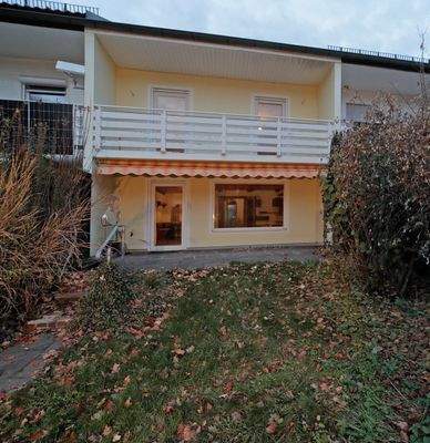 Terrasse und Südgarten