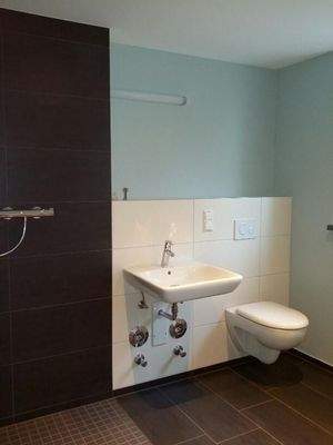 Neu saniertes Badezimmer