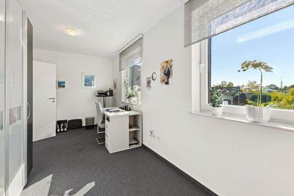 Zimmer Dachgeschoss Perspektive 1