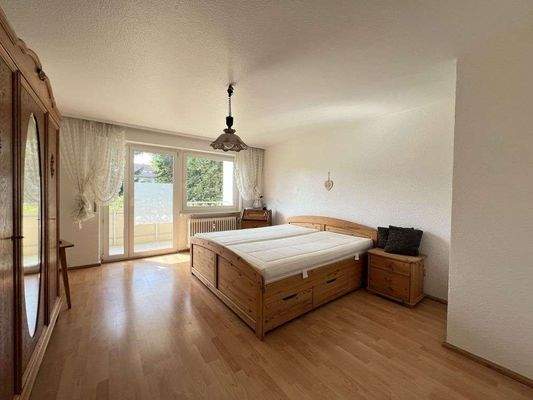 Wohn- oder Schlafzimmer mit...