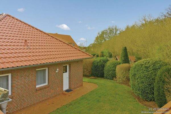 Ansicht Garten hinten (Sommer)