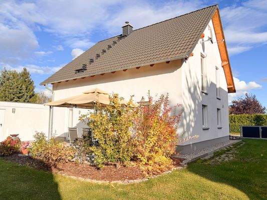 Einfamilienhaus Hinteransicht Großpösna