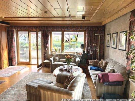 EG Wohnzi mit Parkettboden