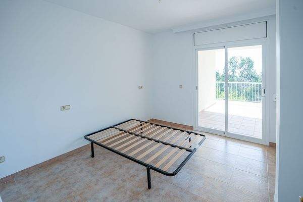 WhatsApp Image 2025-02-21 at 17.58.21 (1)