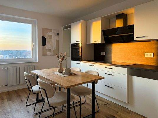 Wohnküche mit Essbereich