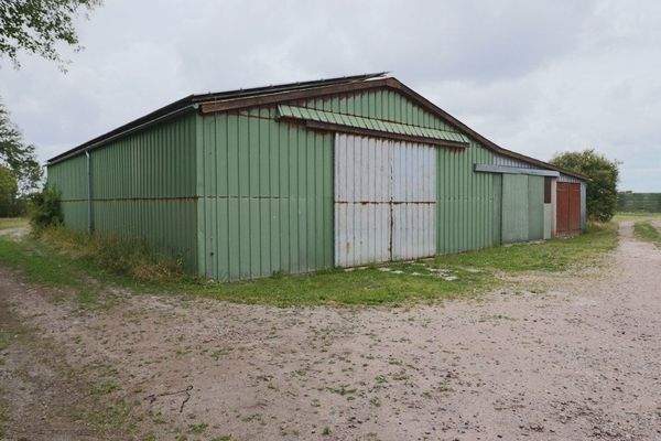 Maschinenhalle/Schafstall
