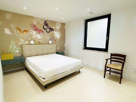 6988pi_33_Villa_Rustiko_Anwesen_Immobilienkauf_Gar