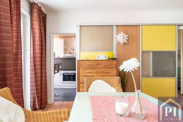 Kurzer Weg vom Esszimmer zur Küche