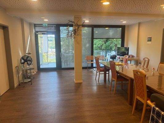 Gem. Essen mit Zugang Balkon