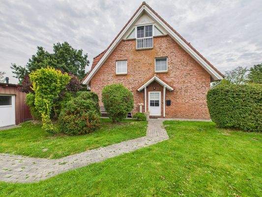 Seitenansicht vom Parkplatz