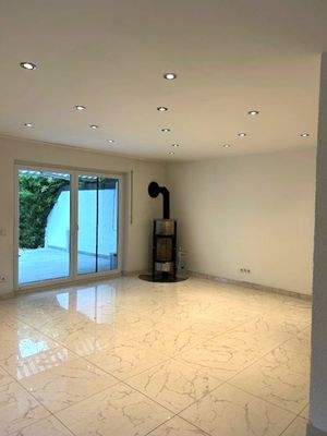 EGEdelstahl-Kaminofen wohnenNEU.jpg