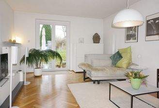 Wohnbereich - mit Gartenzug...