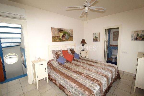 4 Bedroom House with Private Pool Near the Beach in Almeria