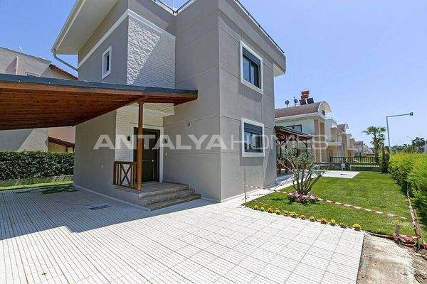 Modernly Designed Villas in a Complex in Belek Kadriye