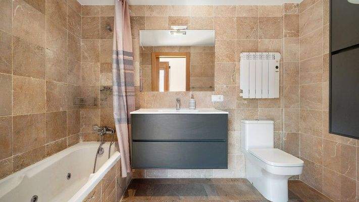 Villa Palma Baño 2 BHHS-BAL-0522