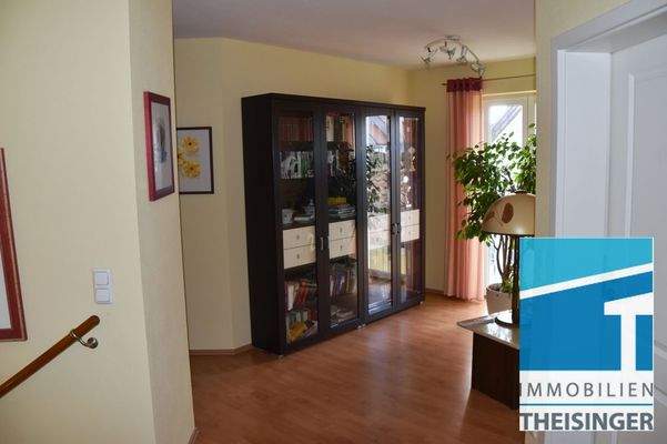 Wohndiele mit viel Licht im Obergeschoß