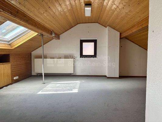 Studio Dachgeschoss.jpg