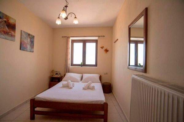 Südostkreta, Anatoli: Wohnung im ersten Stock mit Berg- und Meerblick zu verkaufen