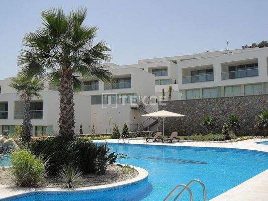 Sea-View Duplex Apartment with Balcony in Horizon Sky Resort in Muğla