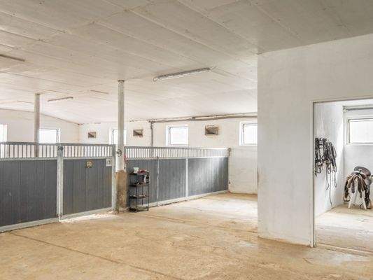Stallungen mit Sattelkammer