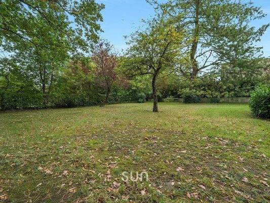 Großzügiger Garten für Freizeit und Erholung!