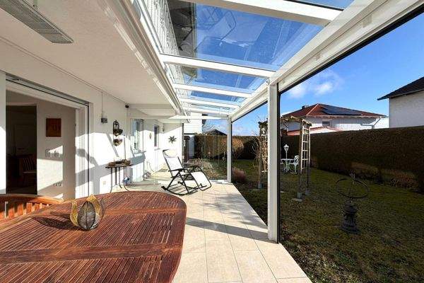 el. überdachte Außenterrasse