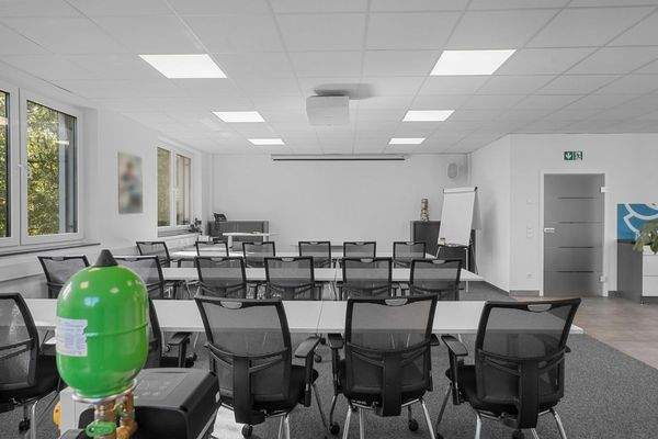 5Plus Immo Gewerbeobjekt Miete Würselen