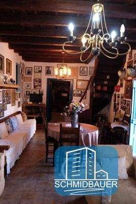 Kreta, Pompia: Traditionelles Haus in schöner Lage mit Innenhof zu verkaufen
