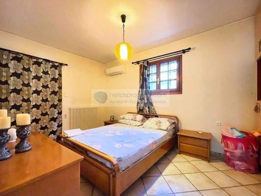 8ffd14ffa4044088b44c3490b4e0c19e-original